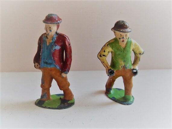 vintage lead farm figures