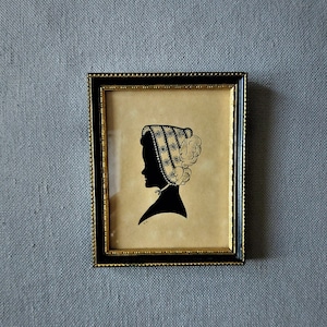 Antique Georgian / Regency Miniature Ink Silhouette Portrait of a Lady with Bonnet circa 1700/1800 Signed D.H