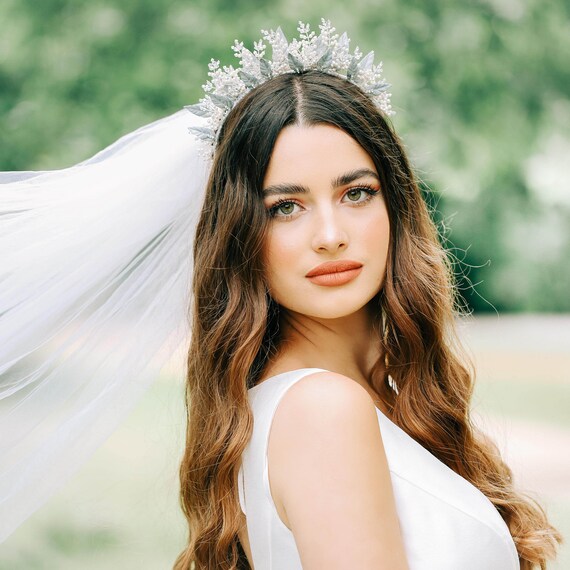 Swarovski Crystal Bridal Crown: Silver Leaf, Ivory Wedding  display picture 3