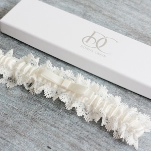 Eyelash Lace Braut Strumpfband: Elfenbein Schleife Hochzeits Strumpfband