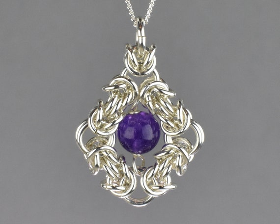 Handwoven Byzantine Eye Chainmail Pendant - Artisan Crafted Precious Metal Jewelry