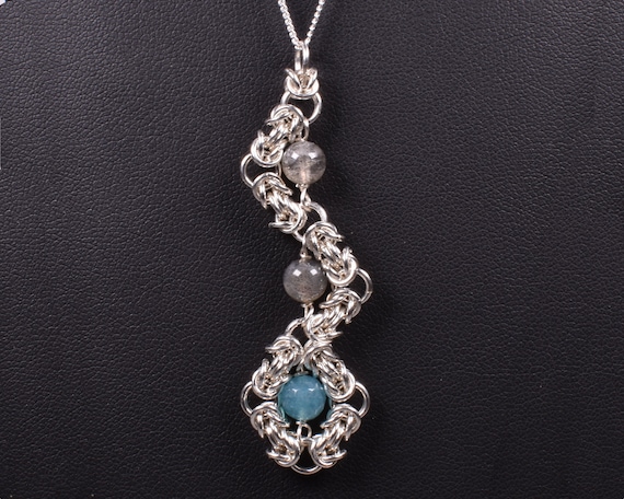 Meteor Pendant: Unique Chainmail Necklace Design