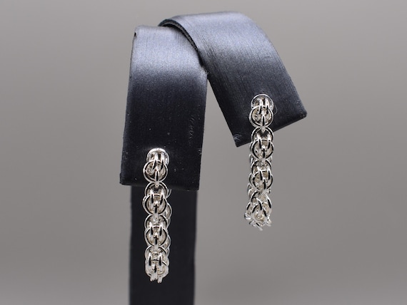 Sweet Pea Chainmail Earrings