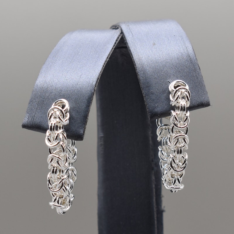 Byzante Embrace Earrings main image 1