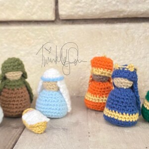 Crochet Nativity Set, Nativity Scene, Holy Family, Mini Nativity Set, Miniature Nativity Set, Tiered Tray Decor, Nativity Set Handmade