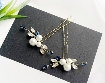 Navy blue hair pins Blue hair pins Wedding hair pins Something blue hair accessories Pearl hair pins Bridal hair piece Bridesmaid hair pin