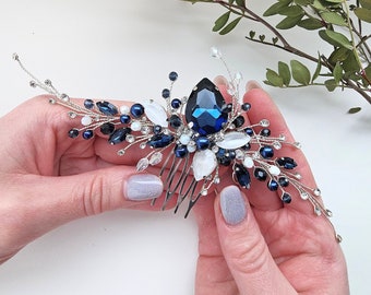 Blue hair comb Wedding hair pins Something blue hair accessories Bridal hair piece Bridesmaid hair pin Navy blue hair comb Blue hair vine