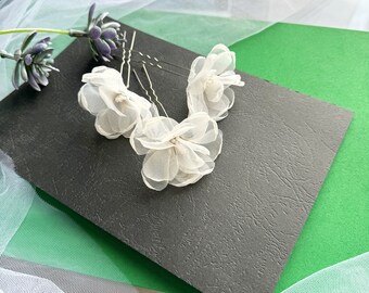 Light ivory bridal hair pins, Silk Floral hair pins, Wedding flower hair pins, bride flower hair clip ivory, silk chiffon flower hair pins