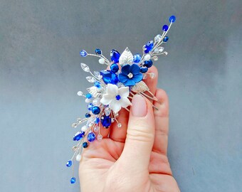 White blue  flowers wedding hair comb. Pearl bridal hair comb. Silver wedding hair piece. Wedding hair jewelry. Floral hair comb