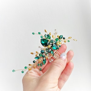 Emerald Crystal Hair Pin: Silver Wire & Pearl Hair Accessory