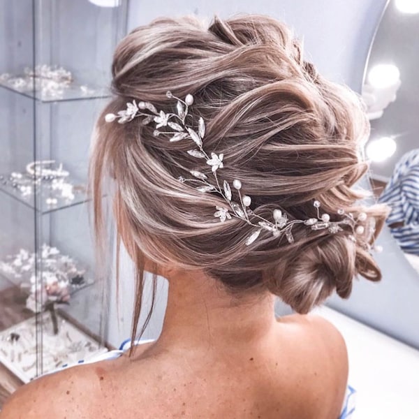 Floral hair vine Bridal hair vine Crystal hair vine Wedding hair pieces Simple hair vine Crystal halo Bridal hair vines Crystal headpiece