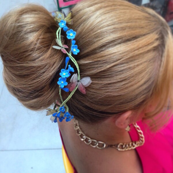 Flower crown with silk butterflies. Floral crown. Hair accessory. Floral Head Piece. Floral Brides Crown.Forget Me Not Crown.Butterfly Crown