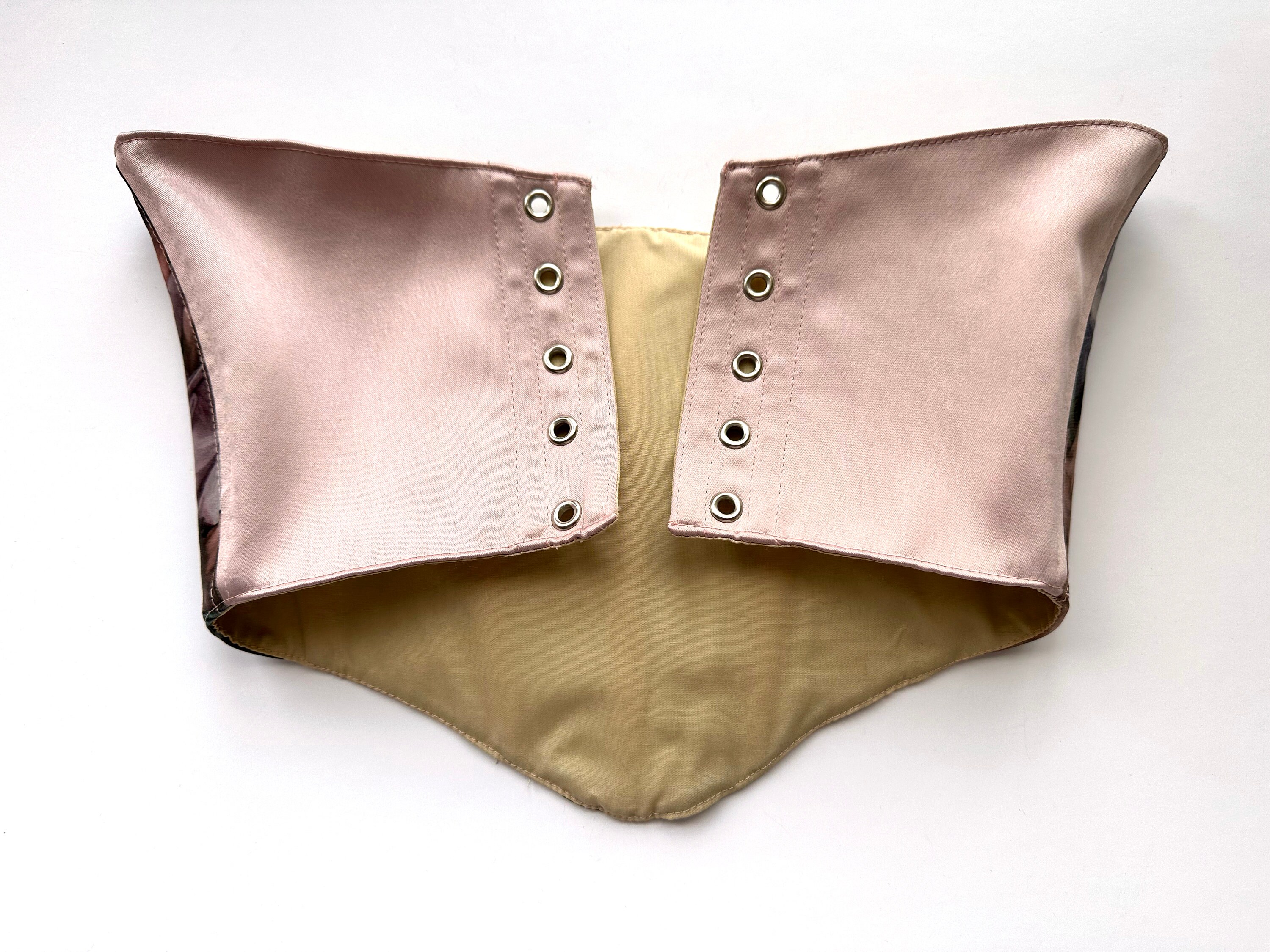 Creation of Adam Underbust Corset, Handmade Renaissance Lace  display picture 3