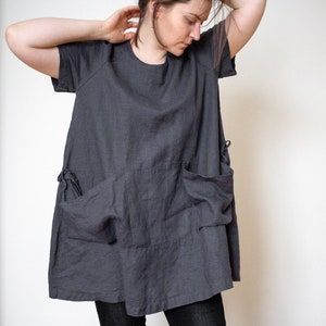 Plus Size  Linen Tunic Top With Drop Shoulders And Pockets