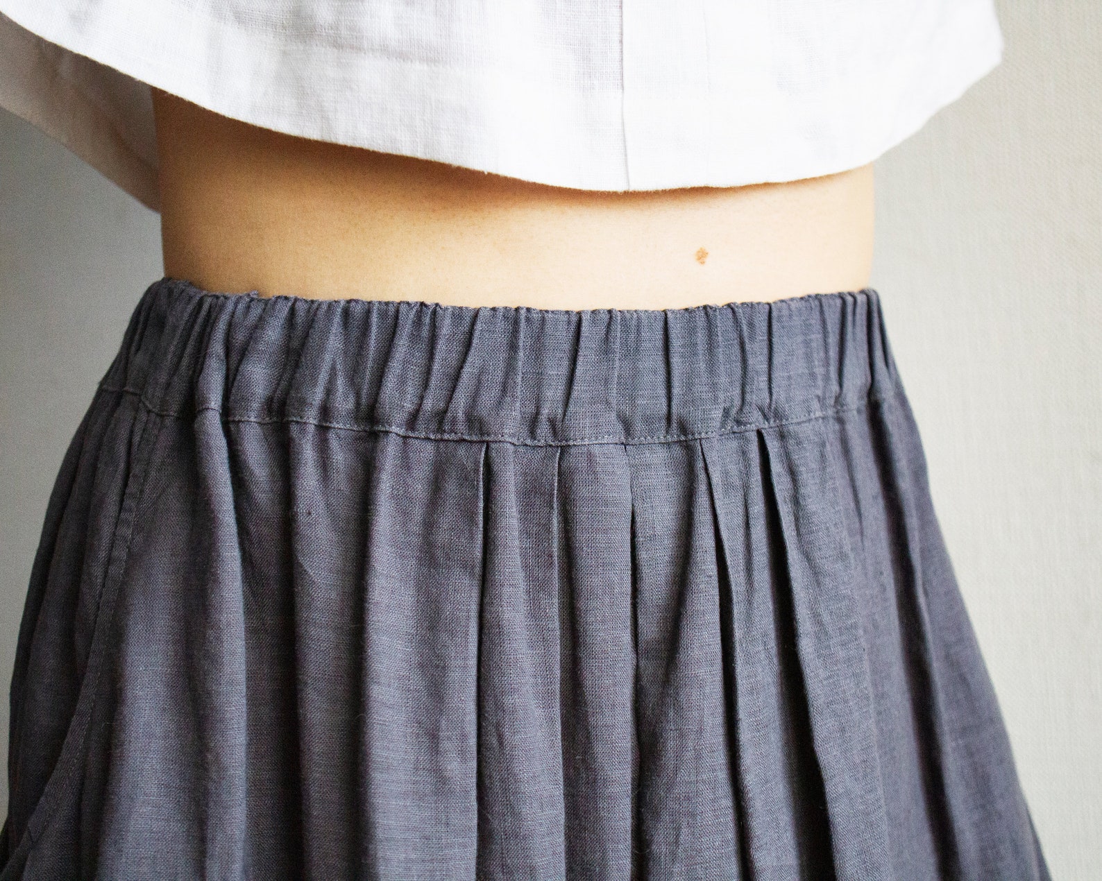Cut Loose Solid Linen - Walking Skirt