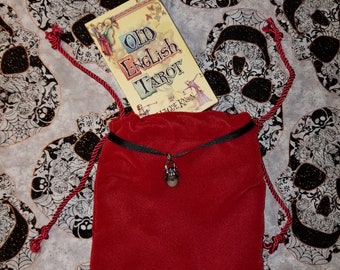 Red velvet tarot pouch with jewel
