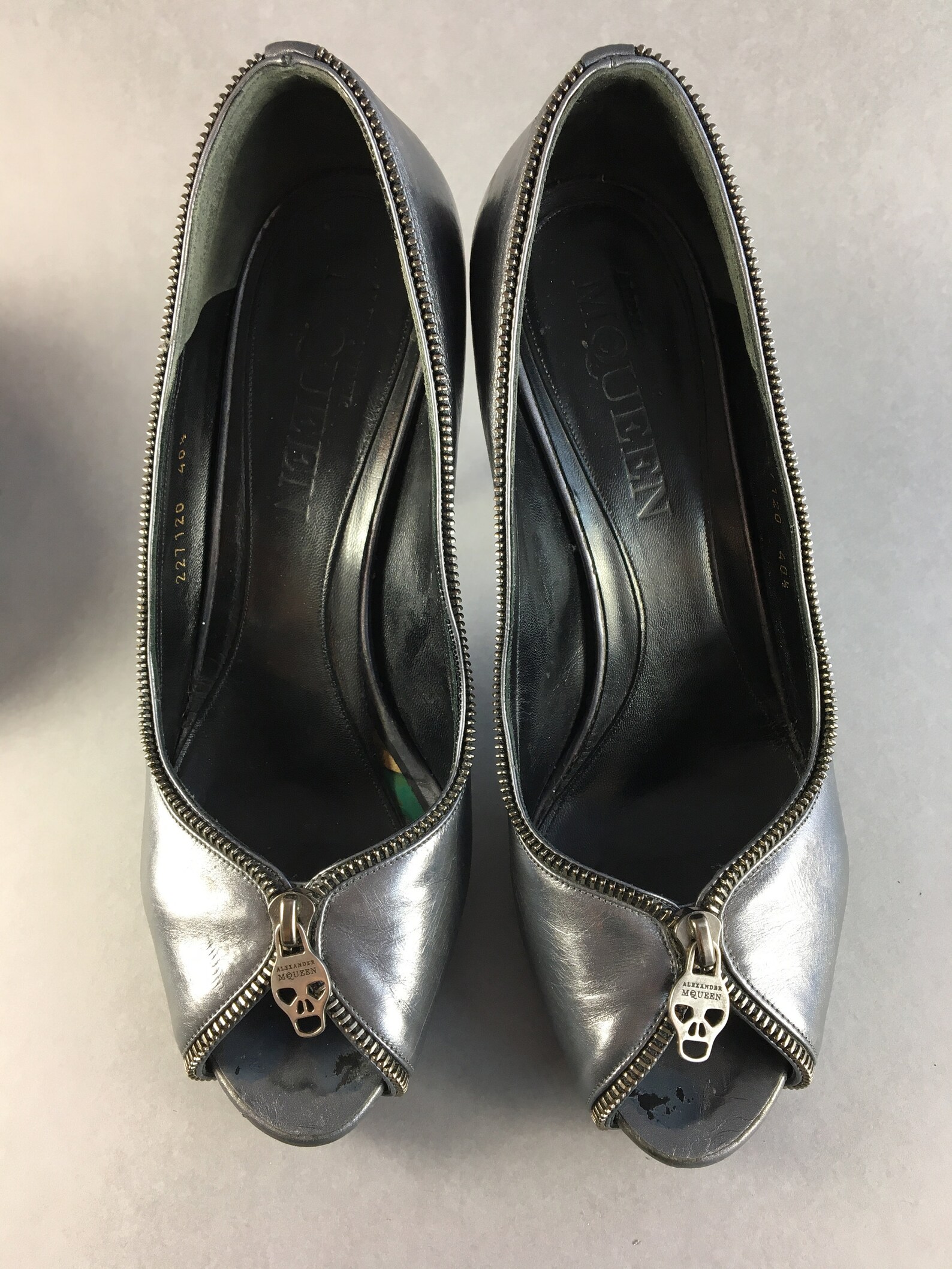 alexander mcqueen skull shoes