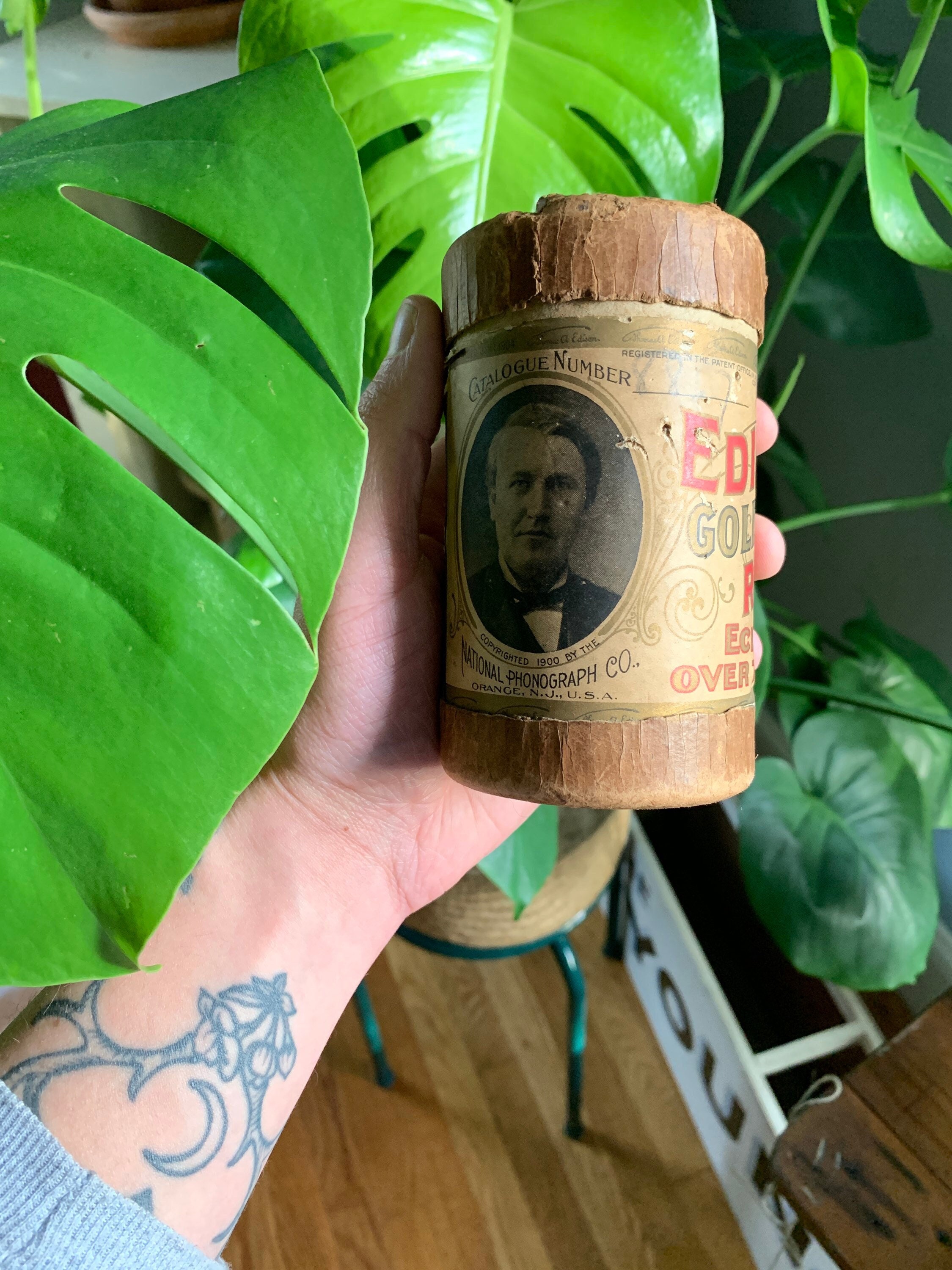 Edison Gold Mould Record Company Cardboard Tube With Cover ( Antique / Vintage Home Decor / Music Collectible)