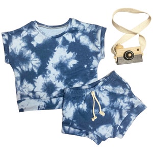 Tie-Dye Baby Outfit: Unisex Toddler Shorts & T-Shirt Set