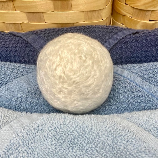 Bamboo Dryer Balls~Hand Crafted with Pure Bamboo Fiber, Plant Based, Hypoallergenic (1 ball)