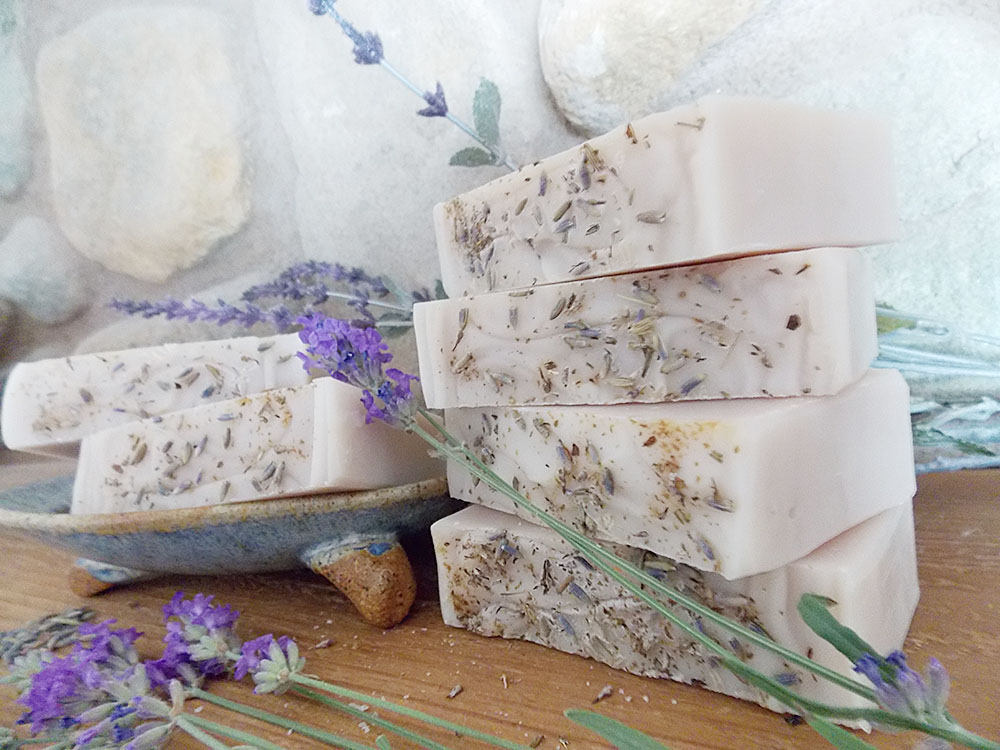 Handmade Natural Lavender Soap Lavender Essential Oil Soap Herbal Soap ...