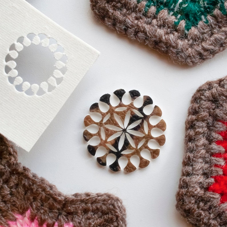 Download Dxf Pdf Mandala Clipart Monogram Frame Geometric Round Wreath Svg Png Single Color Svg Printable And Cuttable Rosette Framed By Loops Clip Art Art Collectibles Dolphinchat Ai