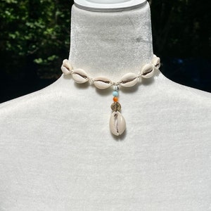 Cowrie Shell Choker Necklace, Macrame Choker Necklace, Beaded Cowrie Shell Choker, Adjustable Cowrie Shell Necklace, Bohemian Choker