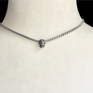 Stainless Steel Skull Necklace, Stainless Steel Round Box Chain, Goth Jewelry, Punk Necklace, Skull Necklace, Unisex Necklace, Chokers