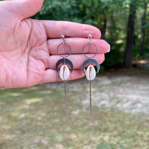 Halbmond Kauri Muschel Ohrringe, Boho Kauri Ohrringe, Tropfen Ohrringe, Creolen, Halbmond Ohrringe, Boho Ohrringe