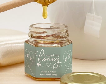 Honey Wedding Favors, Bee Themed Bridal Shower, Honey Bridal Shower Favors, Honey Favors, Mini Honey Jar Favors, Meant to Bee Wedding Favors