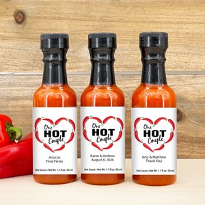 Hot Sauce Wedding Favors, Hot Sauce Gifts, Wedding Favors, Mini Hot Sauce, Custom Hot Sauce, One Hot Couple, 1.7 ounce