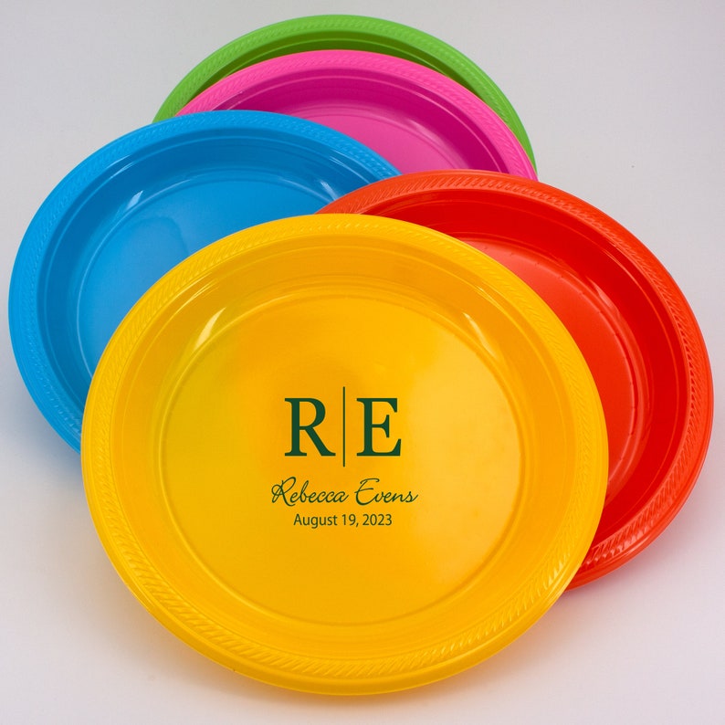 Personalized Monogram Plastic Plates Personalized Party Etsy