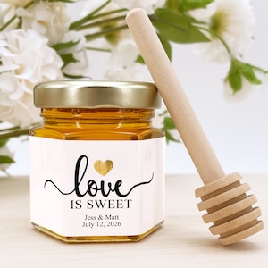 Honey Wedding Favors, Bee Themed Bridal Shower, Honey Bridal Shower Favors, Honey Favors, Mini Honey Jar Favors, Classic Heart Wedding Favor
