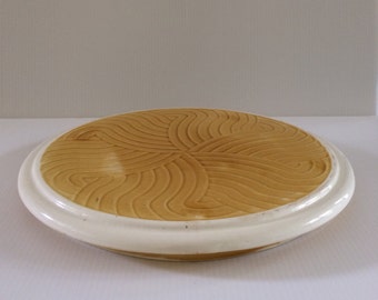 Retro Sarreguemines Cheese Plate in yellow & ivory, ca 1950