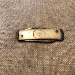 Vintage Ideal USA Two Blade Pocket Knife