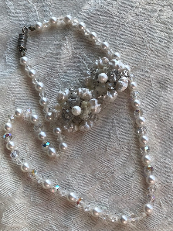 Vintage Beaded 1950’s glass & white faux pearl AB… - image 2