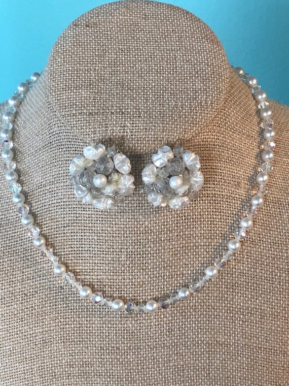 Vintage Beaded 1950’s glass & white faux pearl AB… - image 9