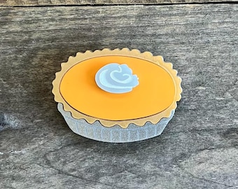 Pumpkin Pie Brooch - Autumn Dessert Novelty Statement Pin