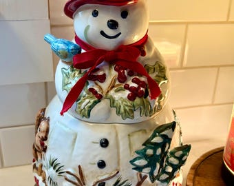 Absolutely Beautiful Tracy Porter Snowman “Jolly Ol’ Snowy” Christmas Winter Cookie Jar 2003 Retired