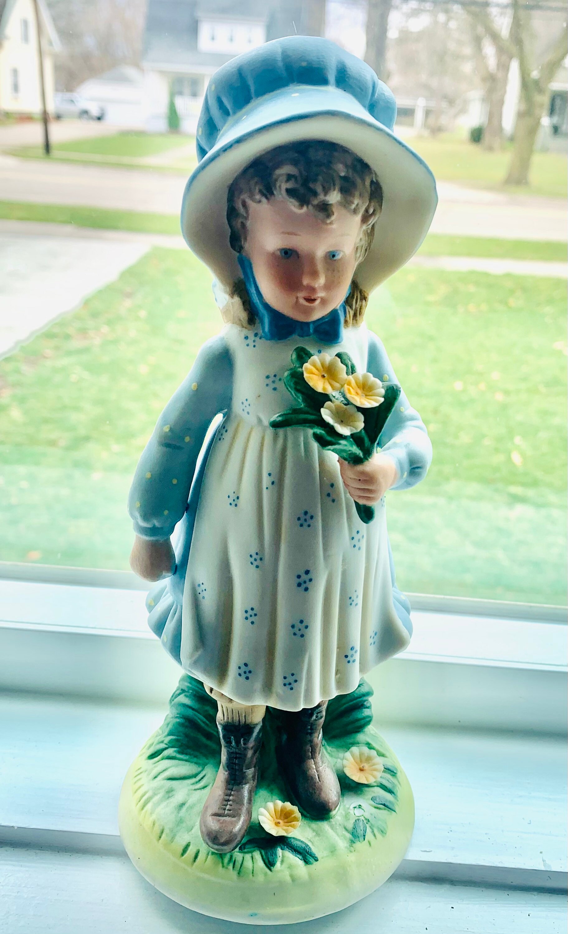 Vintage Tall Holly Hobbie Figurine Holding Flowers Hand Etsy UK