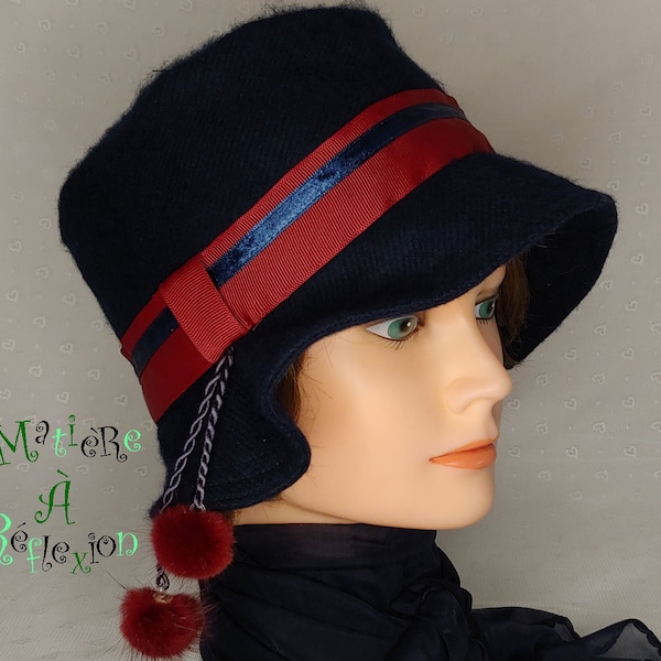 Chapeau cloche vintage en tissu marine