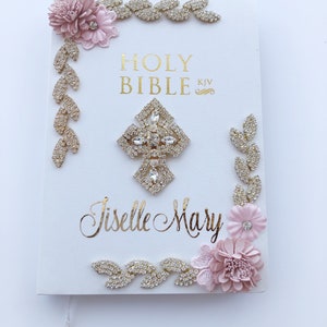 Personalized crystal Bible with flower detail