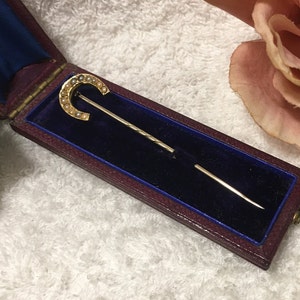 Antico vittoriano/edoardiano ORO 15 carati Grande FERRO DI CAVALLO Spilla per bastone/cravatta con deliziose perle di semi-Grandi dimensioni-In vecchia scatola antica-Design unisex