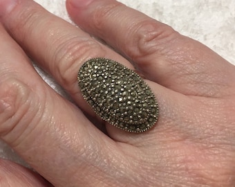 Stunning Vintage Art Deco Sterling Silver & MARCASITE DOMED Ring-Covered in Marcasite-Lovely ELONGATED Design-Uk Size M-Us Size 6-6.96 grams