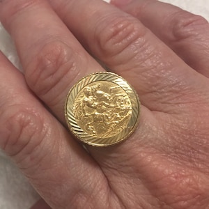 Hervorragender englischer Vintage-Ring aus 22-karätigem Gold – 1911 – halber Sovereign-Ring – König Georg V. – in einer Fassung aus 9-karätigem Gold – hergestellt in London 1989 – Unisex-Design – britische Größe O-Us 7