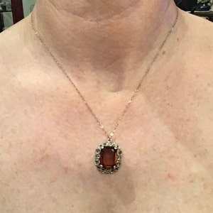 Wonderful Vintage STERLING SILVER and AMBER Glass Stone Pendant-Comes on a lovely 46cm 18 Inch Sterling Silver Chain image 4