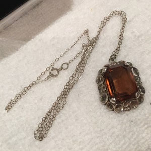 Wonderful Vintage STERLING SILVER and AMBER Glass Stone Pendant-Comes on a lovely 46cm 18 Inch Sterling Silver Chain image 3