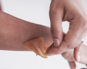 Sugar Wax - No strips No heat - Natural hair removal - Sugaring Paste - Face and Body - Brazilian Bikini - At home waxing - Sensitive