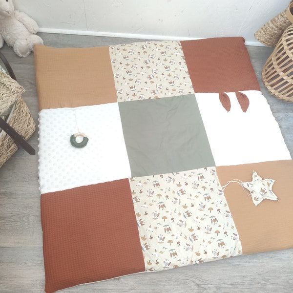 Tapis d'éveil et de motricité bébé dehoussable thème automne animaux