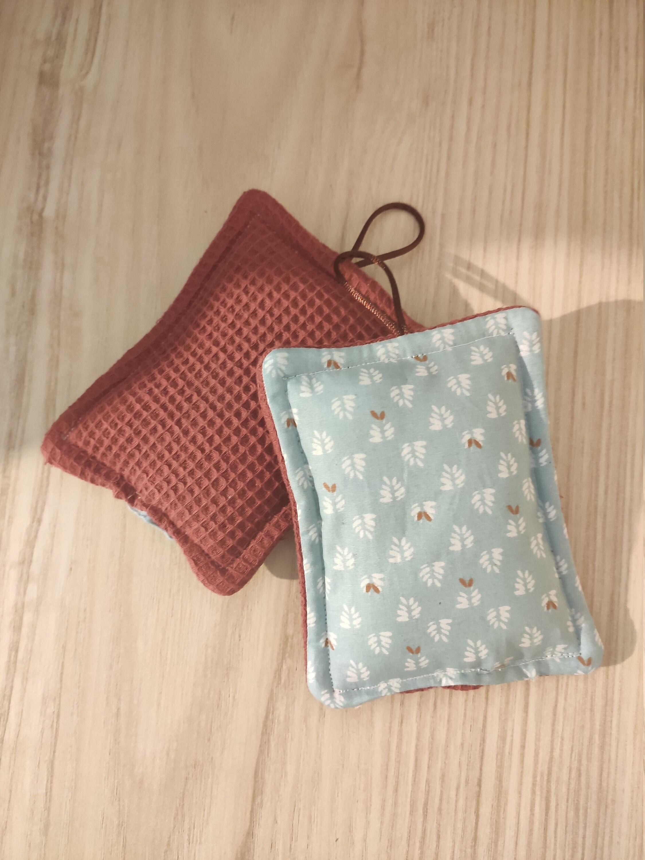 Éponge Lavable Thème Feuille Terracotta Écologique Zéro Déchet